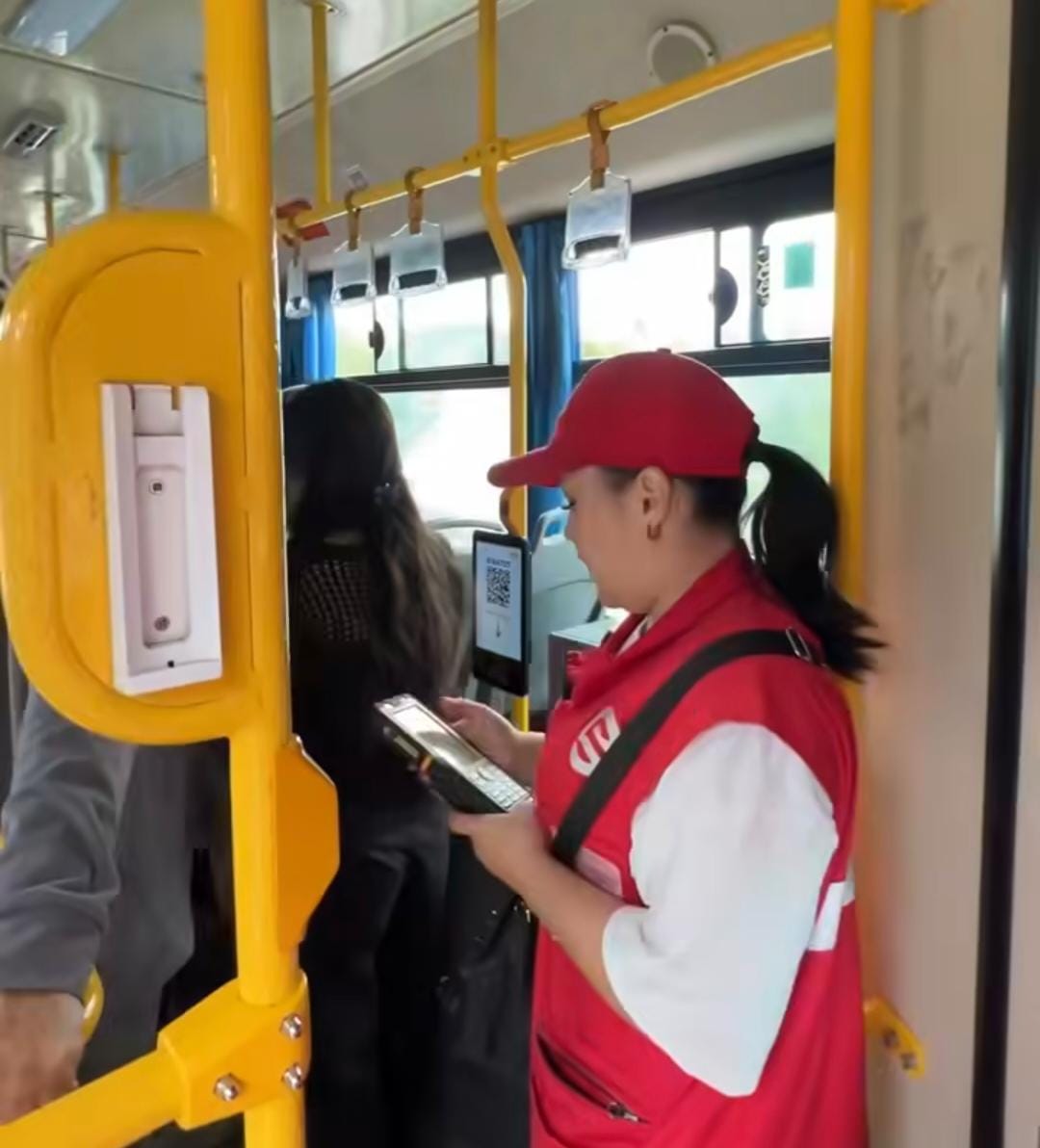 «Зайцев» начали штрафовать в автобусах Уральска