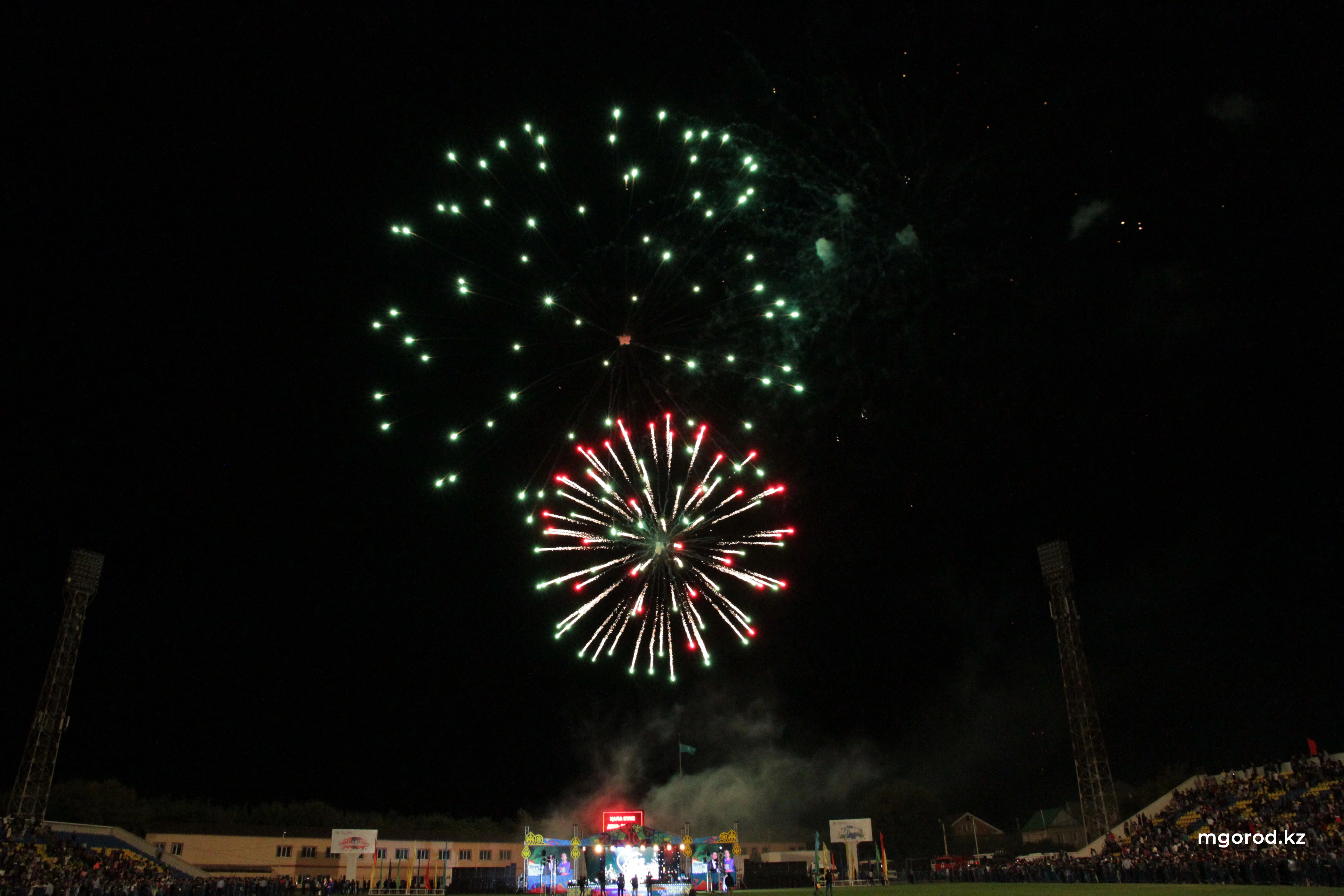 Гала-концерт, фейерверк и скачки: как уральцы отметят День города