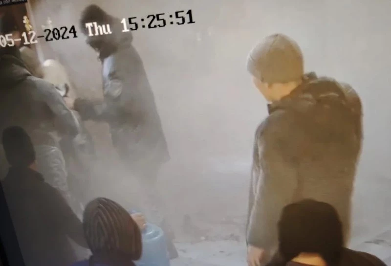 Совершивший самоподжог у акимата скончался в Актау