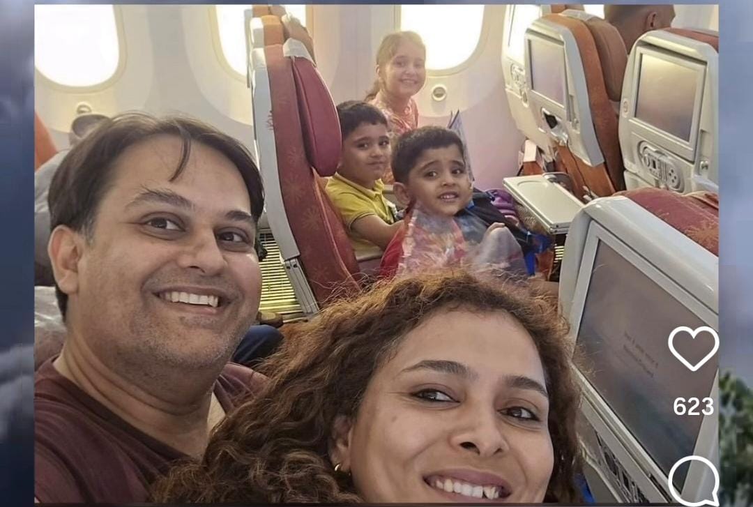 Последнее селфи перед смертью: супруги с тремя детьми погибли в авиакатастрофе в Индии