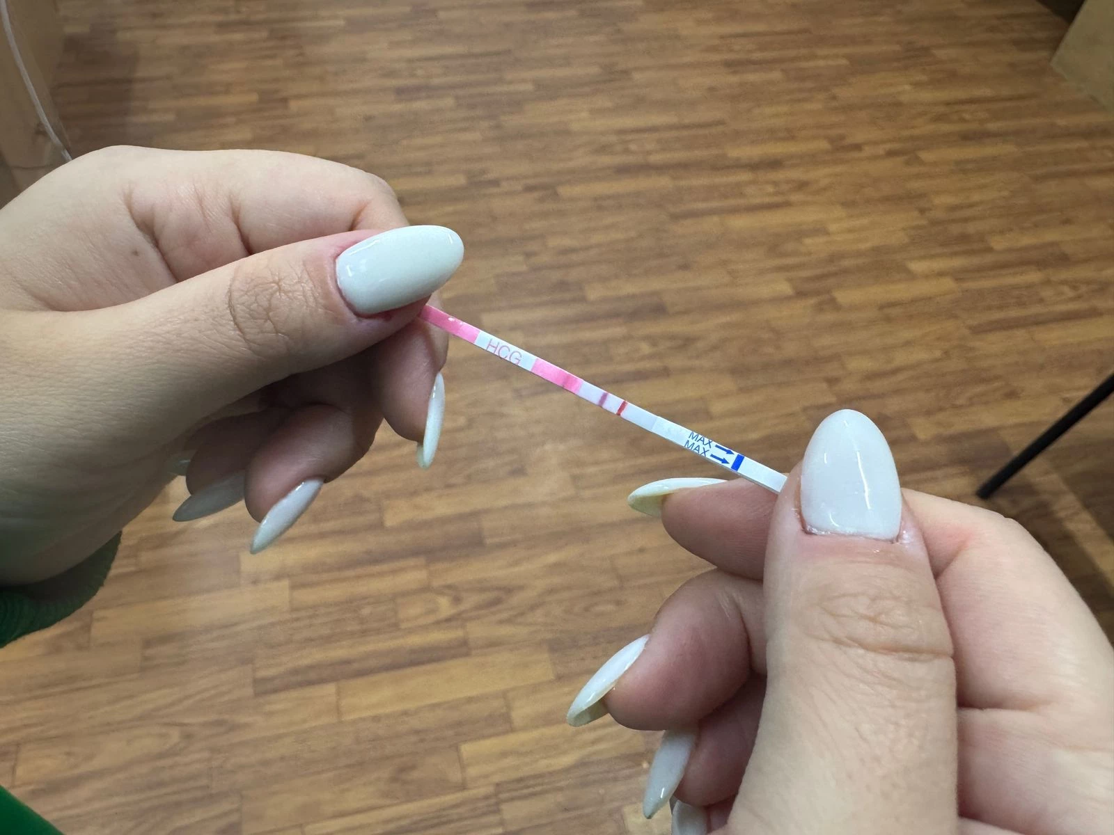 Около 800 девочек-подростков забеременели за последние 4 года в Атырауской области