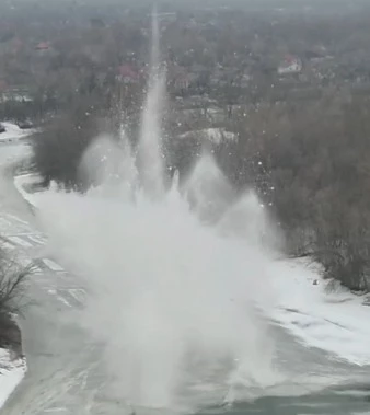 В реках ЗКО начали взрывать лёд