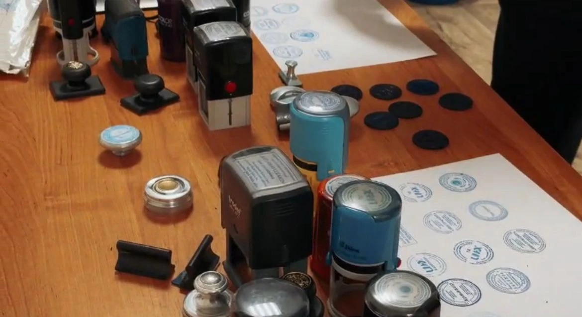 Оралда 3 жыл бойы жалған счет-фактура жасаған адам құрықталды