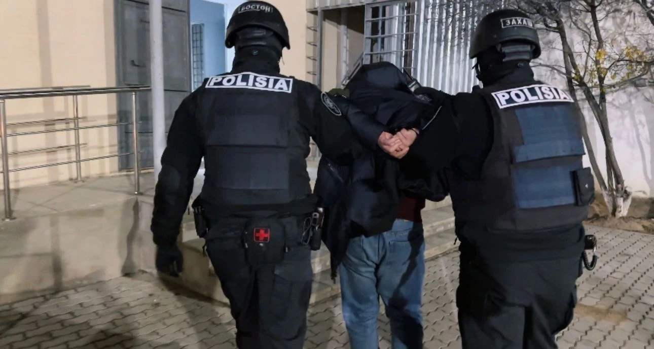 «Второй Бишимбаев»: избившего девушку в кафе задержали в Актау