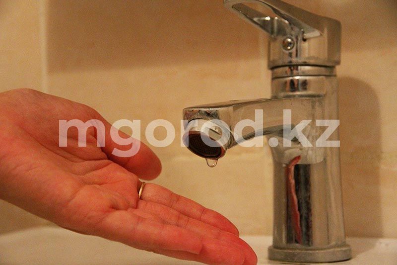 На неделю отключат горячую воду в микрорайоне Уральска